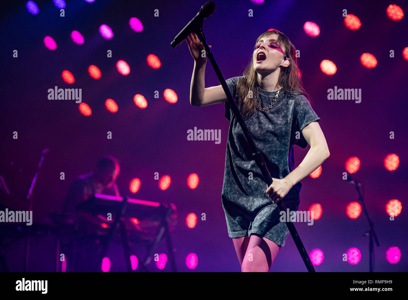 Manchester, UK. 14th Feb, 2019. Lauren Mayberry, Iain Cook and Martin Doherty of synth pop band Chvrches perform at the Victoria Warehouse, Manchester 2019-02-14 Credit: Gary Mather/Alamy Live News Stock Photo