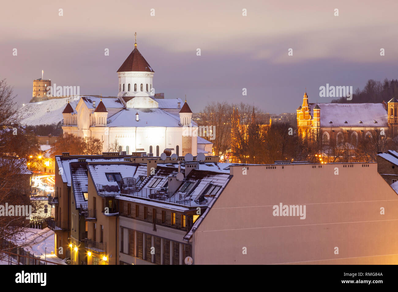 Winter evening in Vilnius, Lithuania Stock Photo Alamy