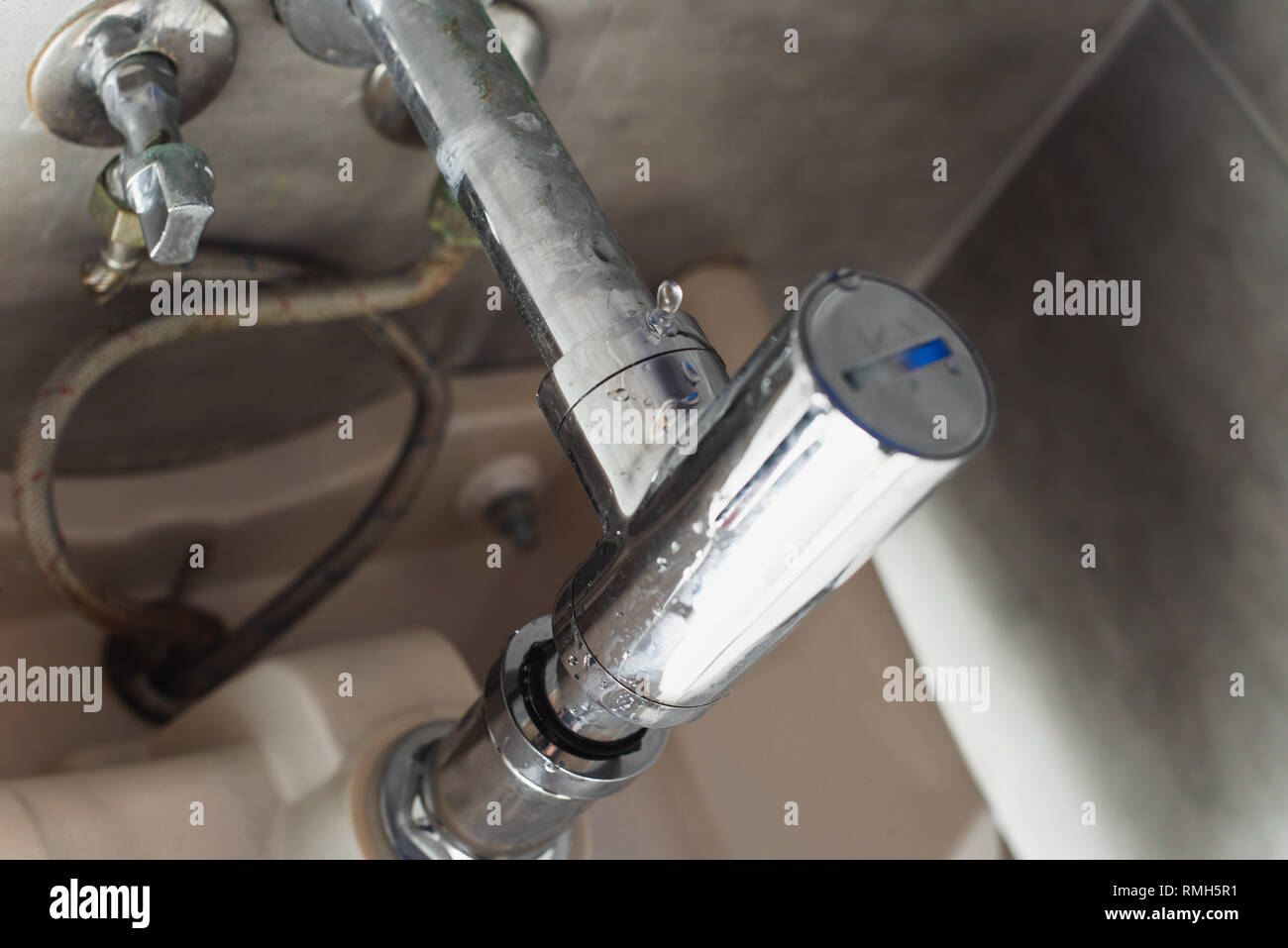 Pipes under sink hires stock photography and images Alamy
