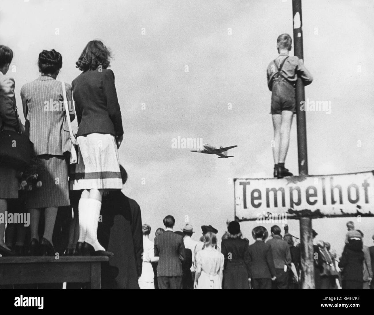 Berlin airlift 1948 hires stock photography and images Alamy