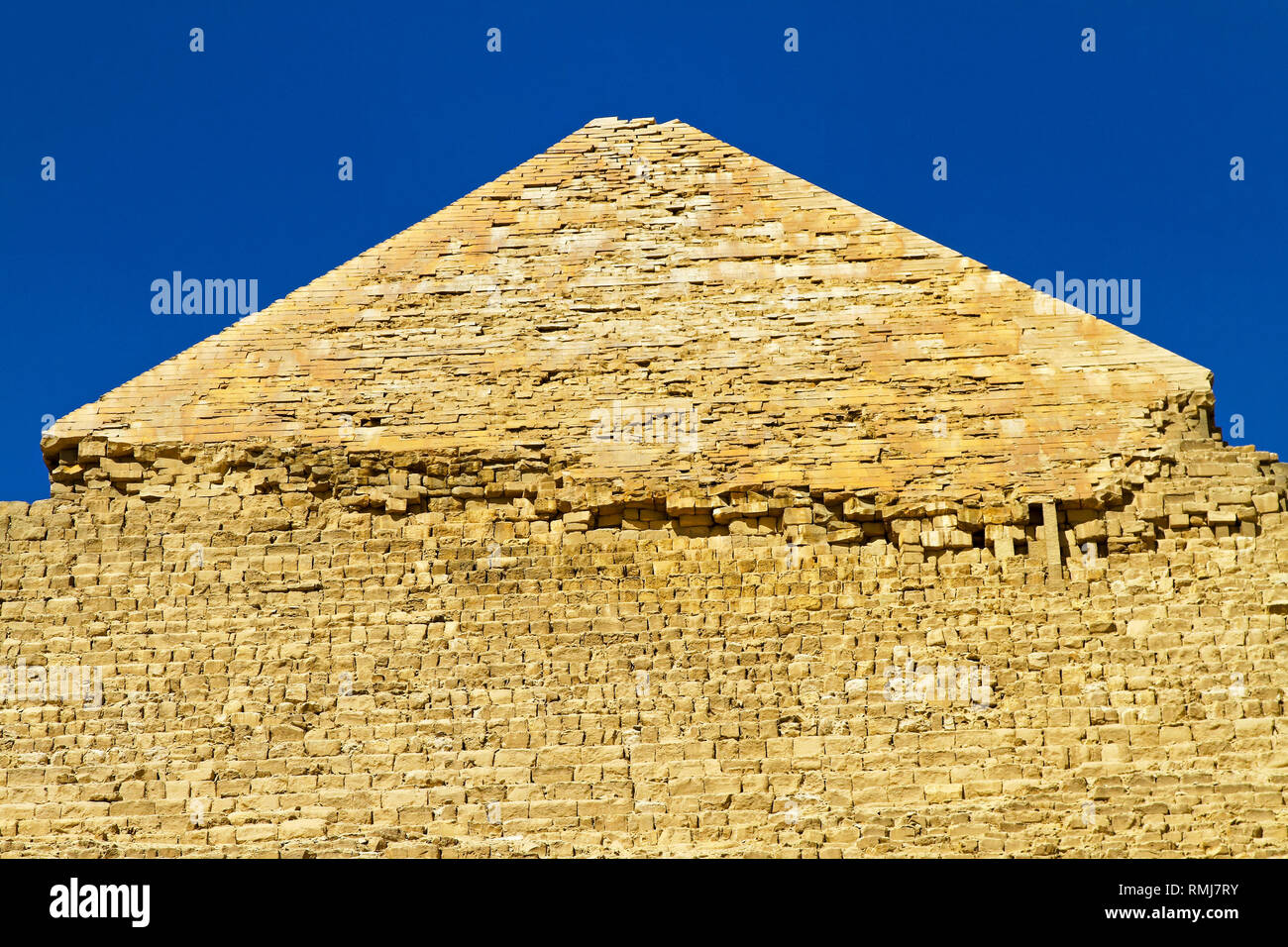 Top of pyramid giza hi-res stock photography and images - Alamy