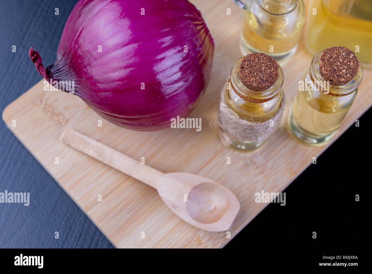 Onions and medicinal juice for colds. Home remedies for colds. Dark