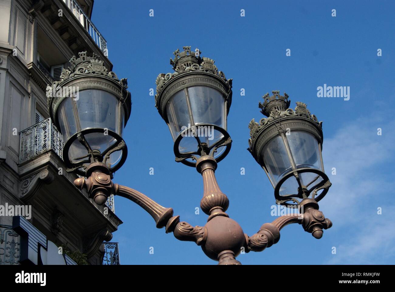 Lampadaire hi-res stock photography and images - Alamy