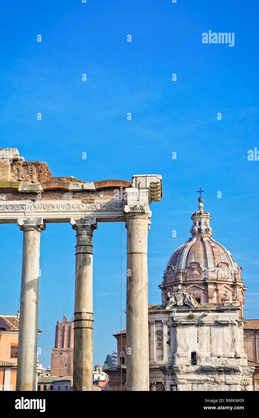 Rome ruins copy space hi-res stock photography and images - Alamy