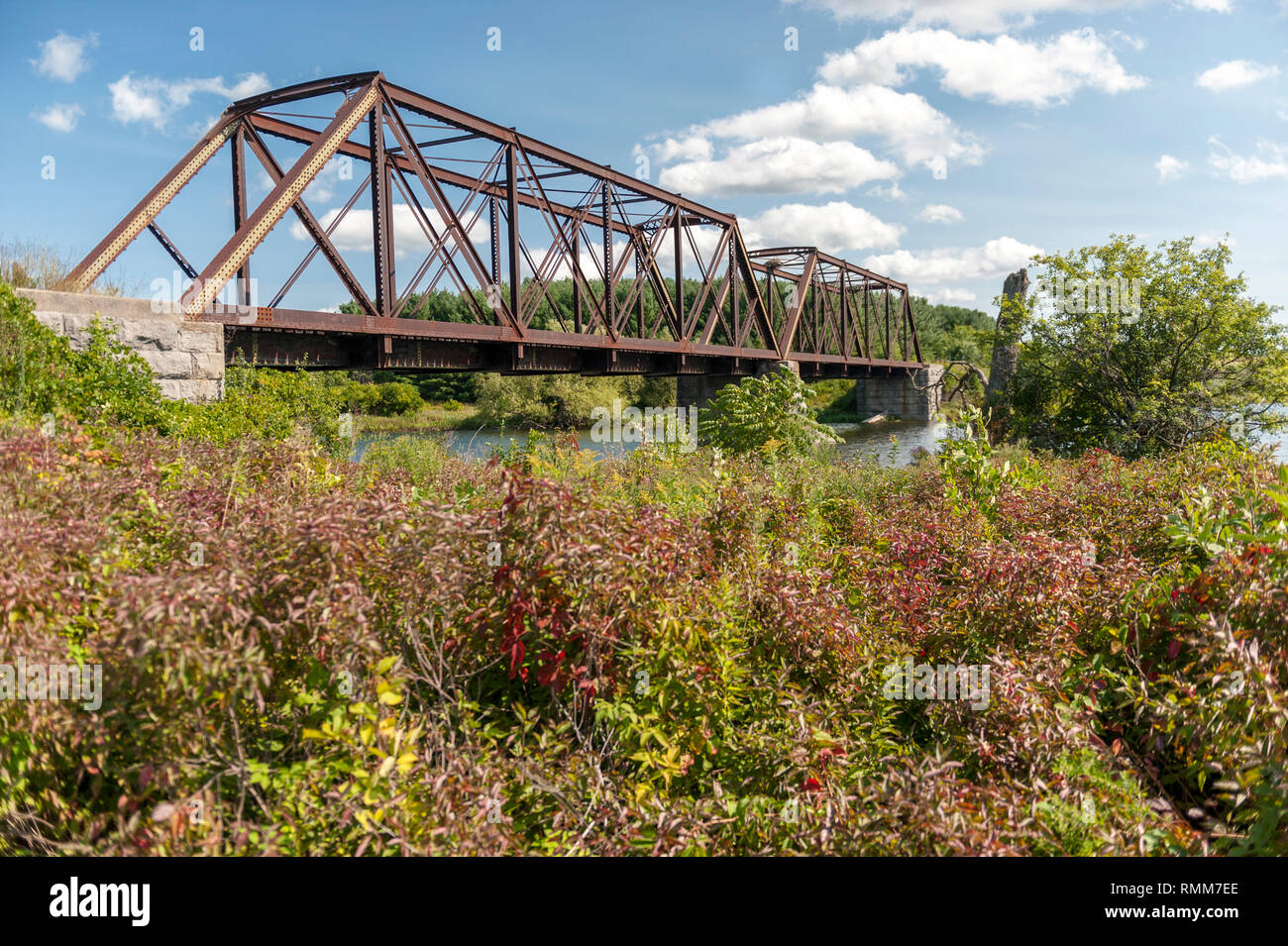 Steel trestle bridge hi-res stock photography and images - Alamy