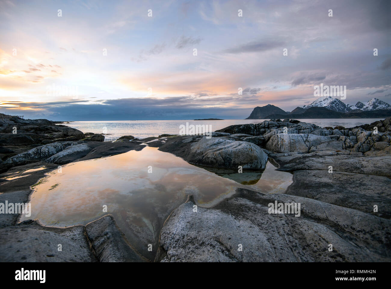 Coastal sunset, Sandnes, Flakstad, Lofoten, Nordland, Norway Stock ...