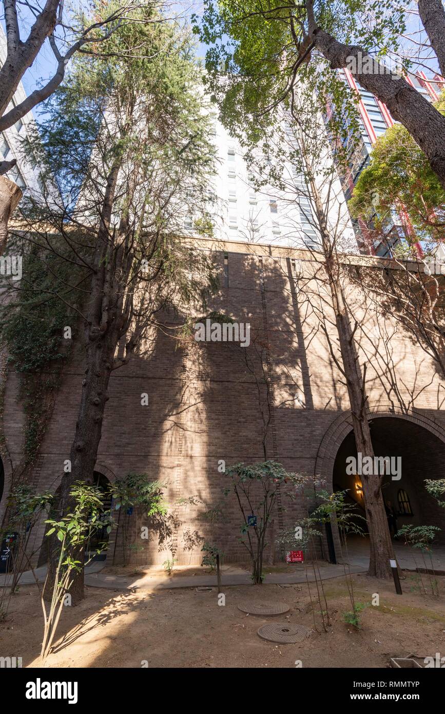 Nippon bs broadcasting hires stock photography and images Alamy