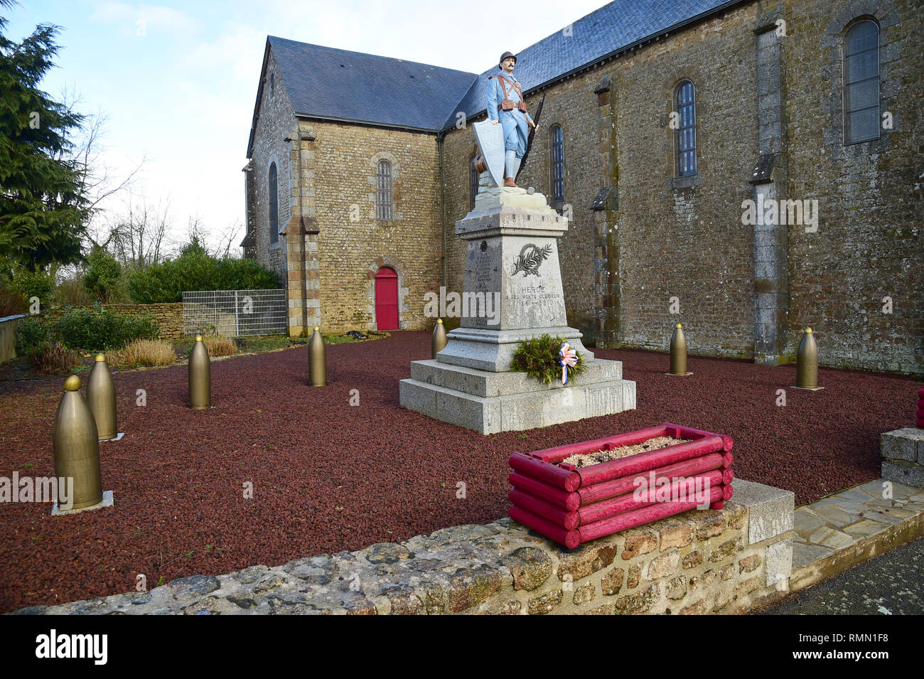 WW1 french village war memorial Stock Photo