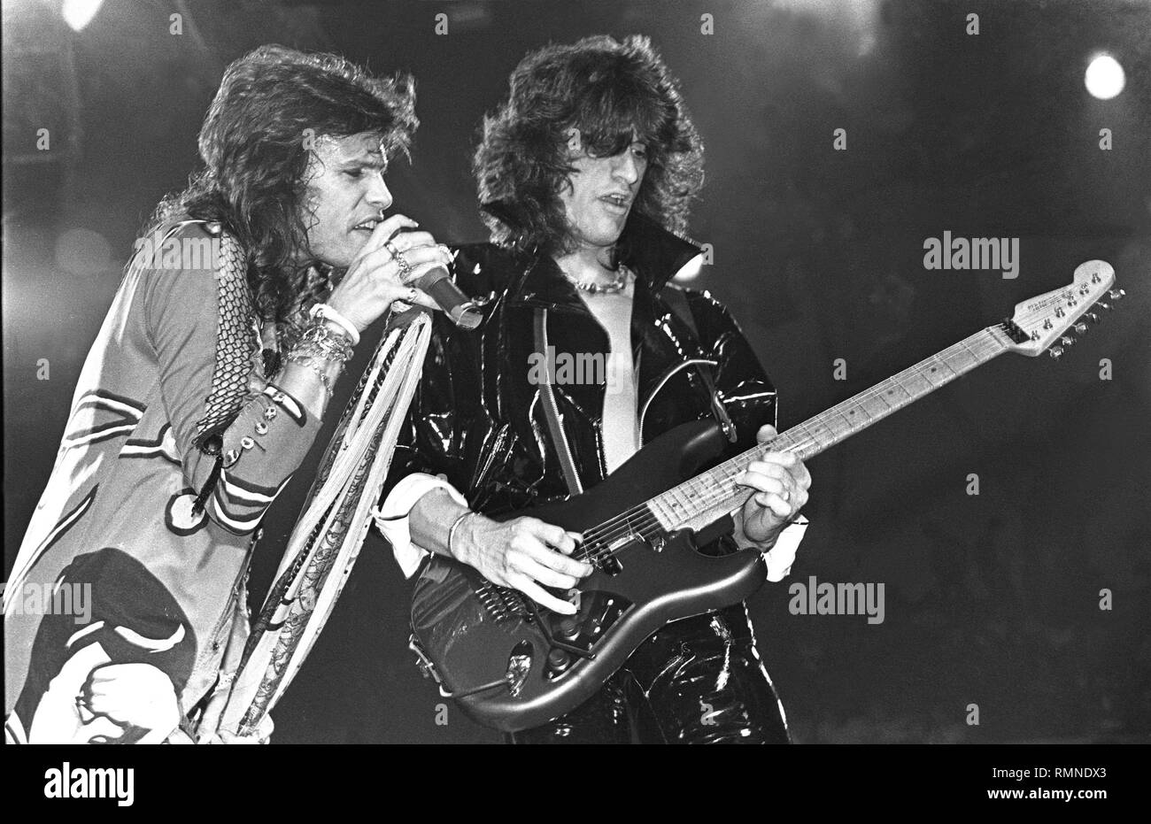 Aerosmith guitarist joe perry Black and White Stock Photos