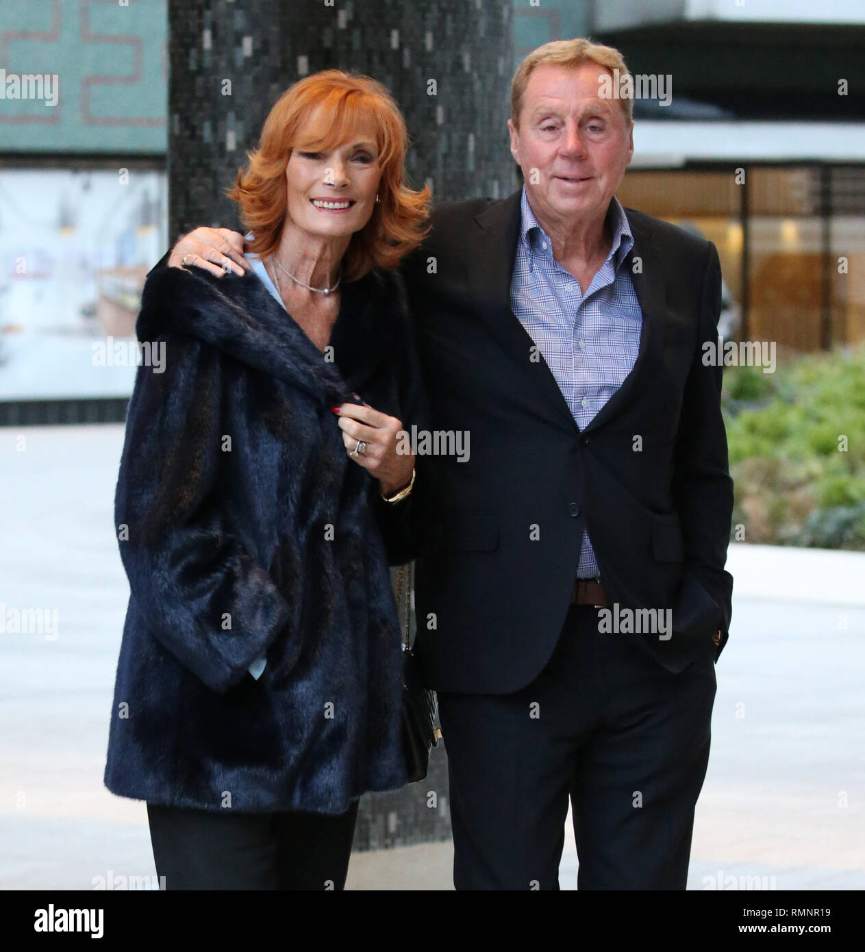Prayers For Sandra Redknapp Hospital News Shared On Itv Racing - 142wcpq