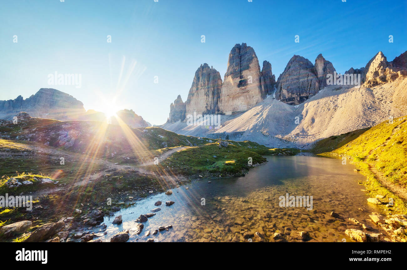 Rienz Great view of the sunny Lago Rienza - Ursprung in National Park Tre ...