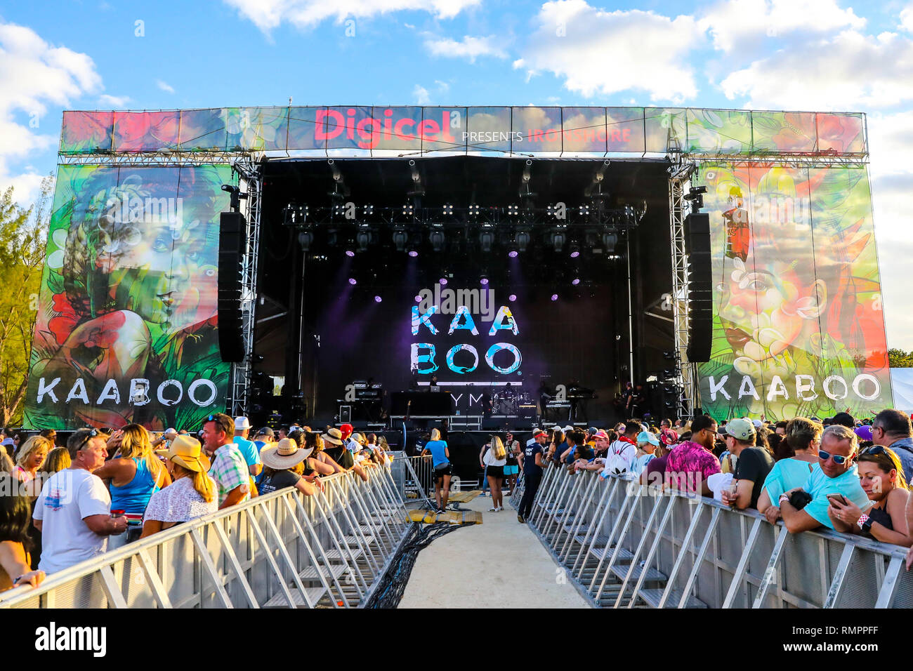 West Bay Grand Cayman Cayman Islands 15th Feb 19 The Sold Out Inaugural Kaaboo Cayman Festival At Seven Mile Beach On February 15 19 In Grand Cayman Cayman Islands Kaaboo Was Created