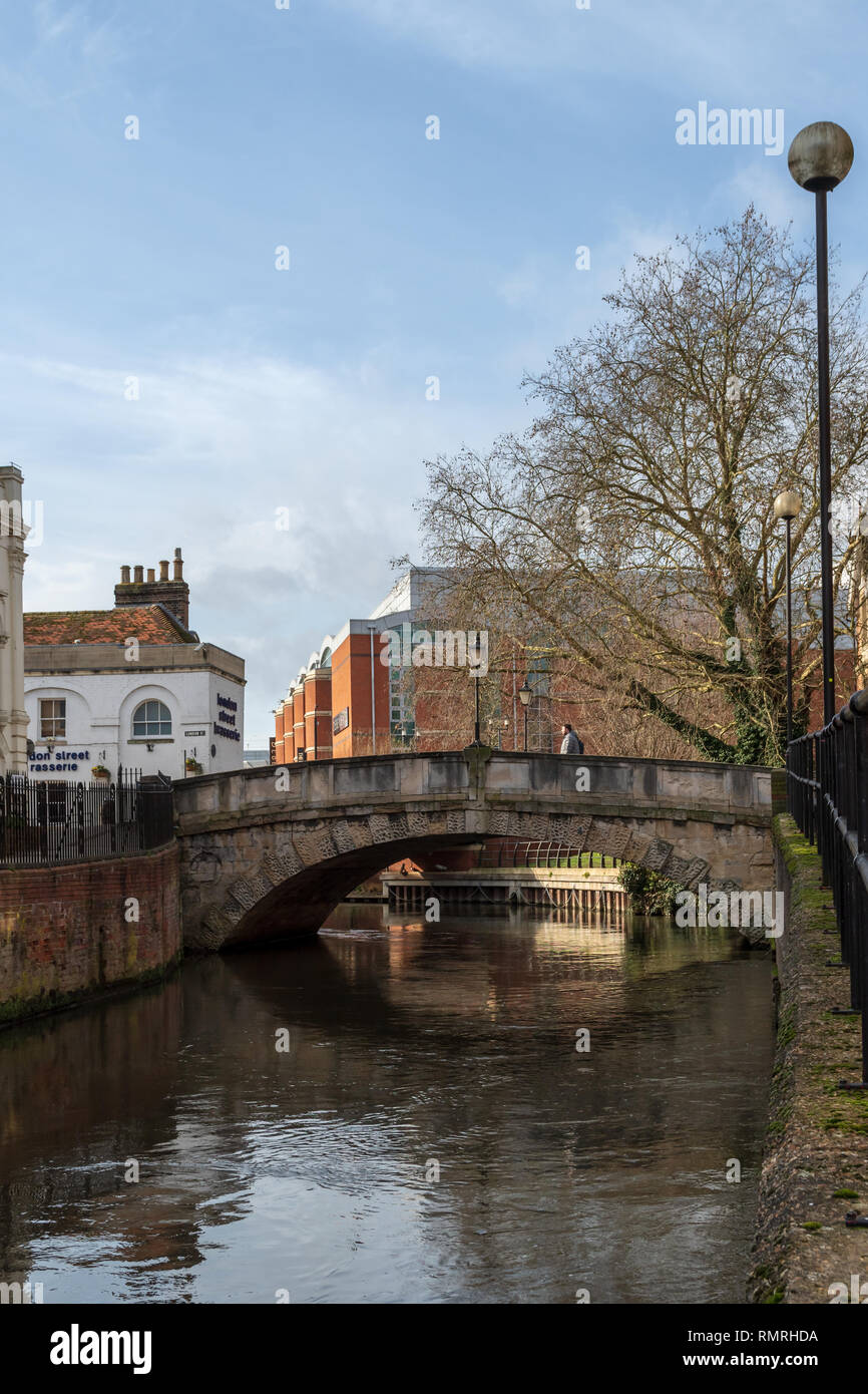 The London Street Bridge over the River Kennet in Reading Stock Photo