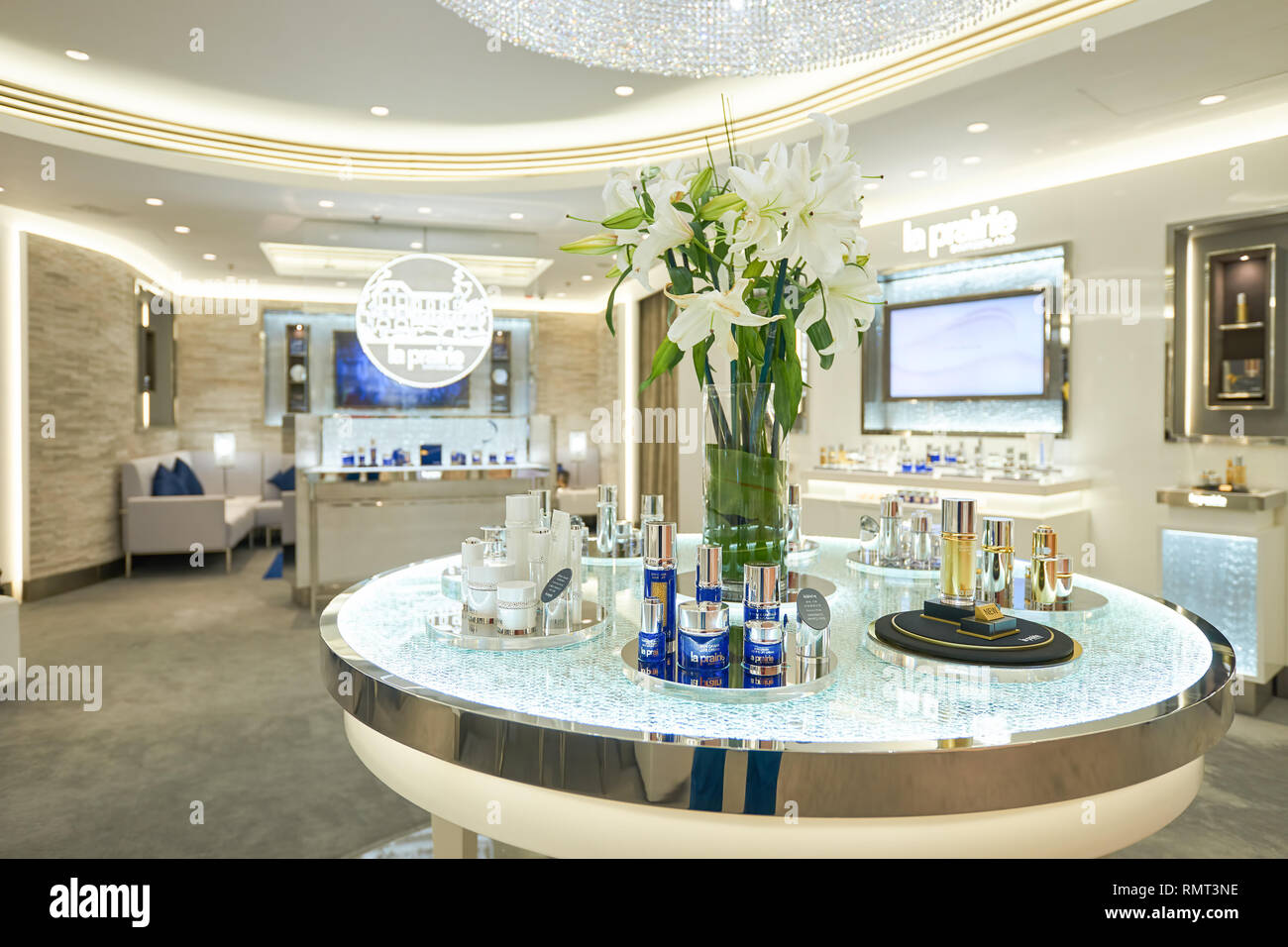 HONG KONG - CIRCA JANUARY, 2016: interior of a store at Elements ...