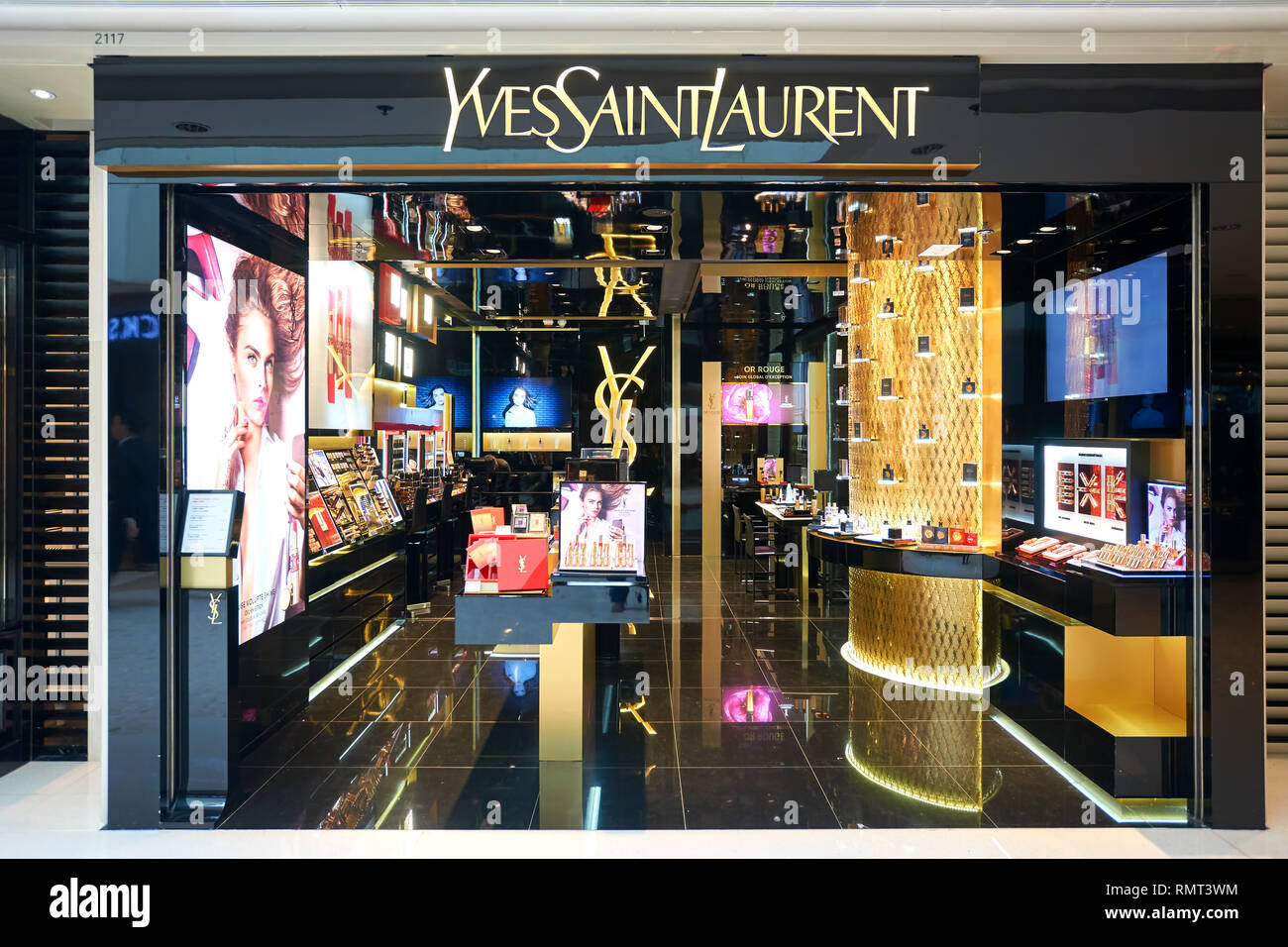 Yves saint laurent store hi-res stock photography and images - Alamy
