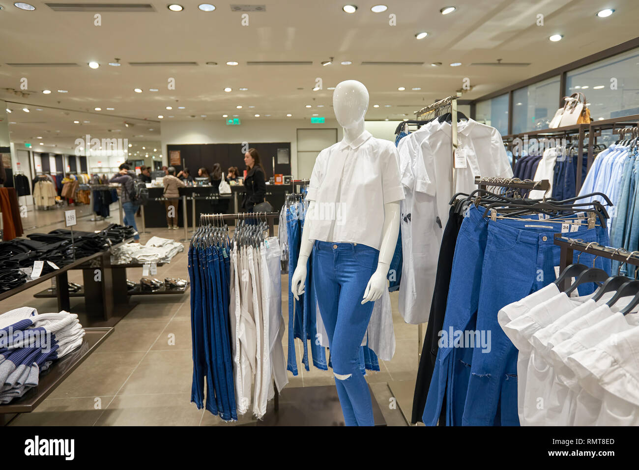 HONG KONG - CIRCA JANUARY, 2016: inside of Zara store at shopping center in  Hong Kong. Zara is a Spanish clothing and accessories retailer based in Ar  Stock Photo - Alamy