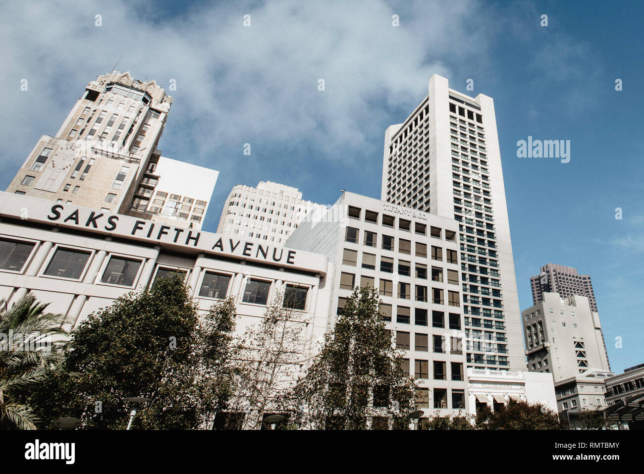 Saks fifth avenue hires stock photography and images Alamy