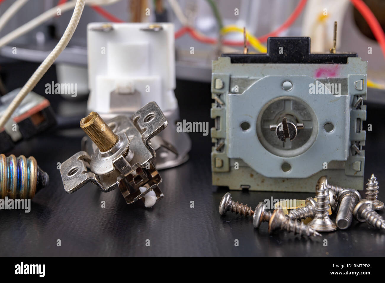 Spare parts for the repair of a household oven. A split stove for