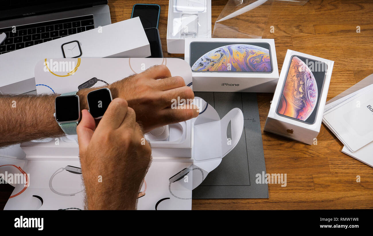 silver aluminum case seashell sport loop