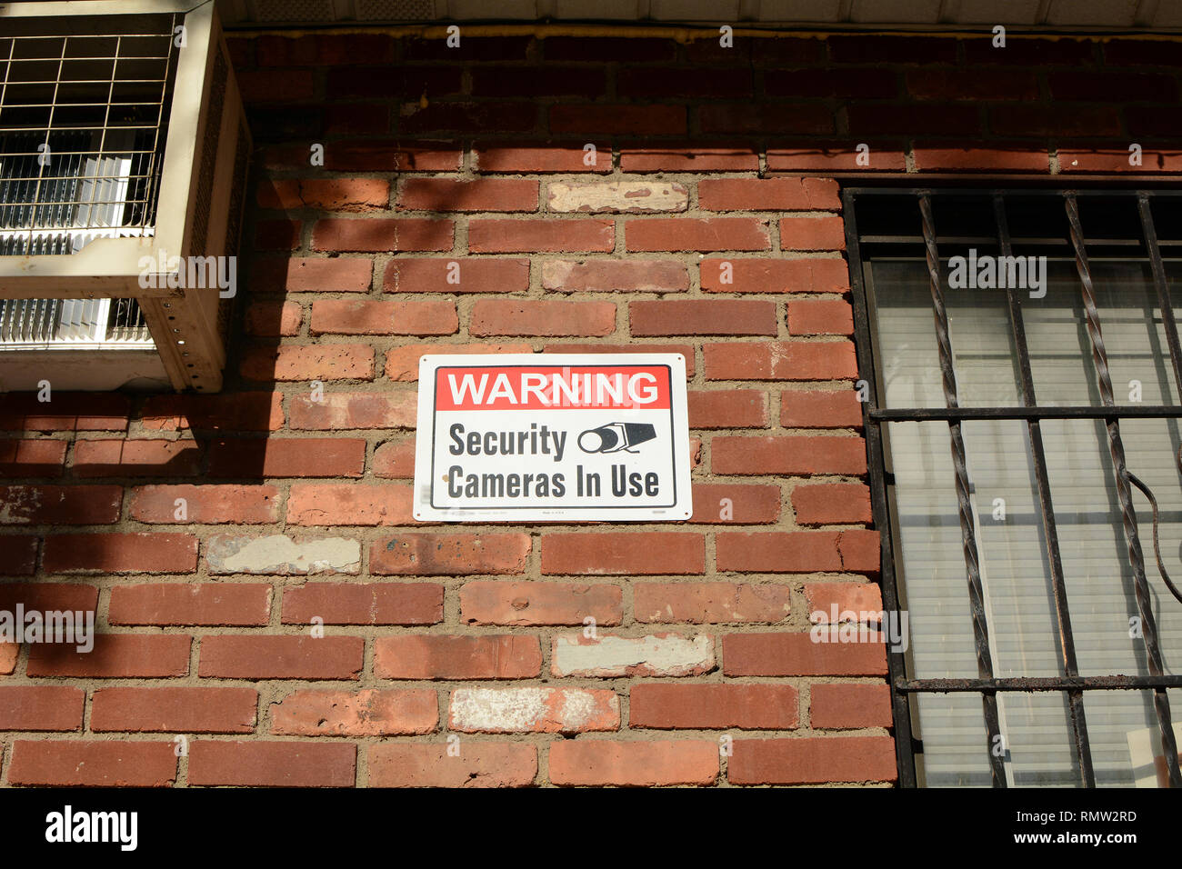 Icon warning alert hi-res stock photography and images - Alamy