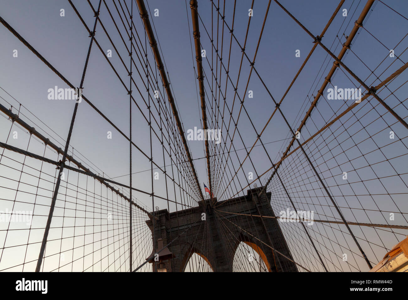 Aerial close up brooklyn bridge hi-res stock photography and images - Alamy