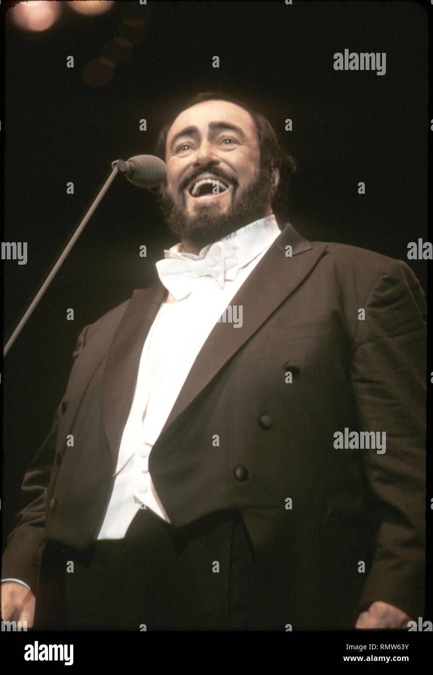 Luciano Pavarotti: The Ultimate Collection Live - Over 100 Tracks Live