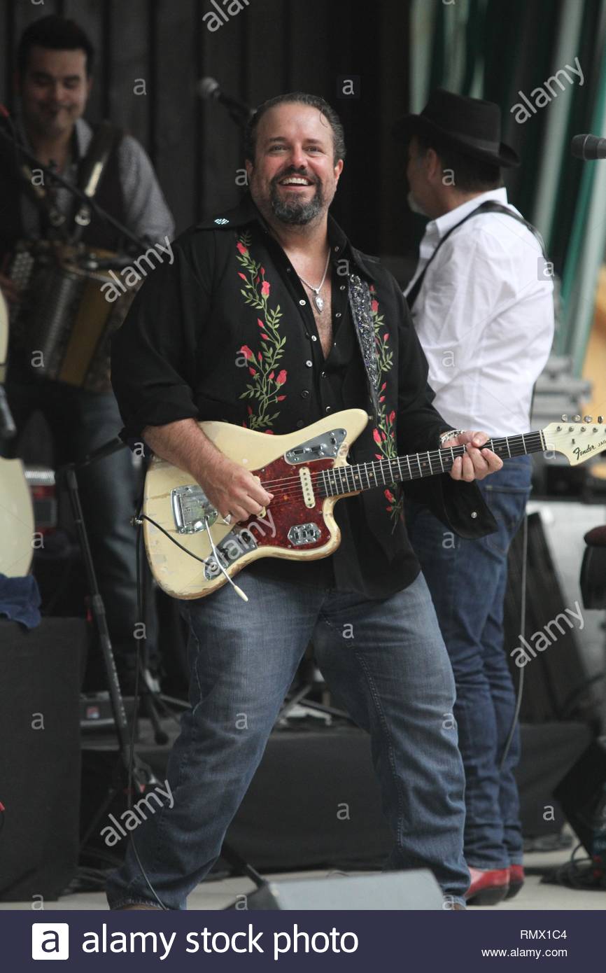 Raul Malo Stock Photos & Raul Malo Stock Images - Alamy