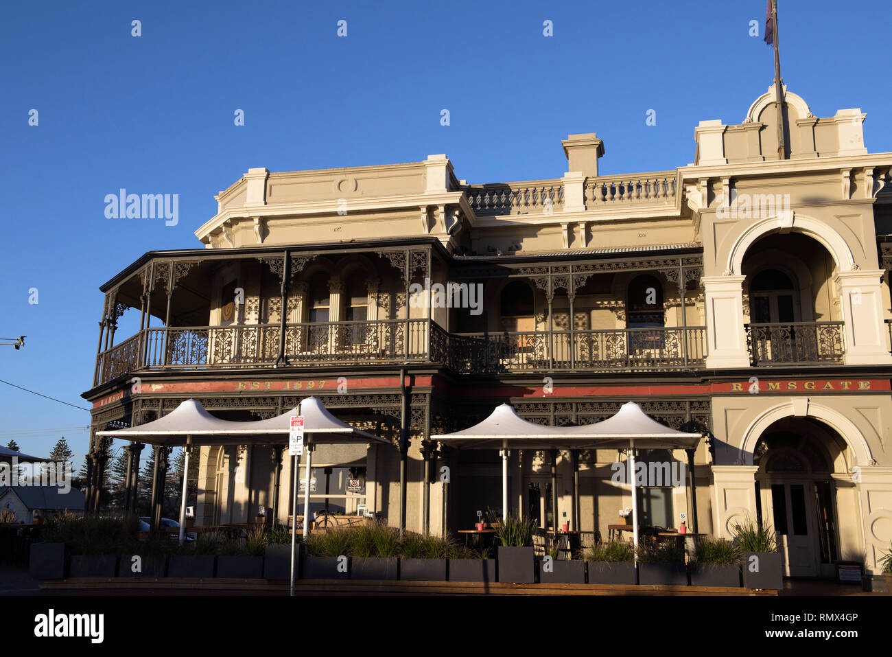 The Ramsgate Historical Hotel on the Seaview Road in Adelaide , Australia Stock Photo