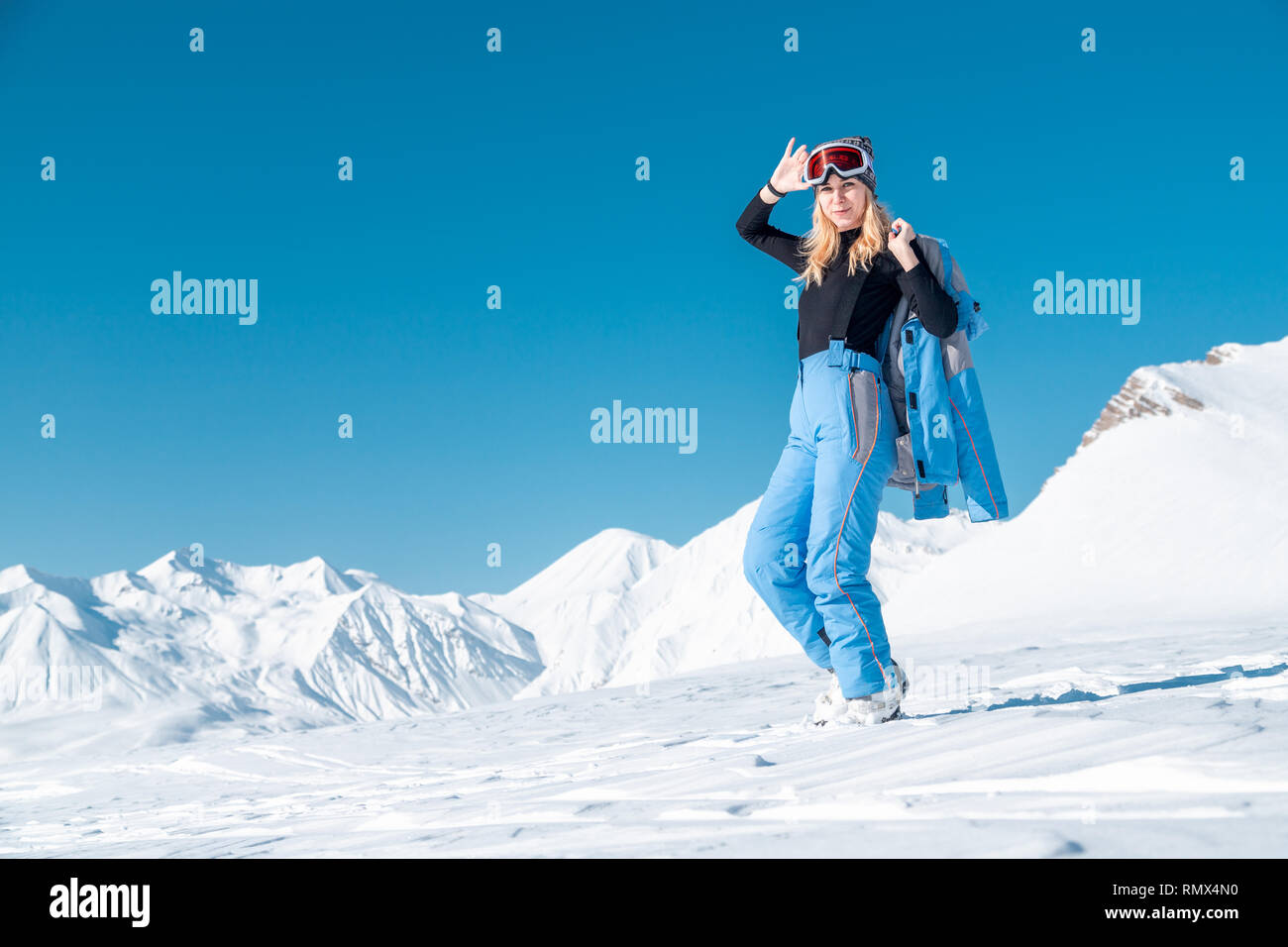 Blonde skier hi-res stock photography and images - Alamy