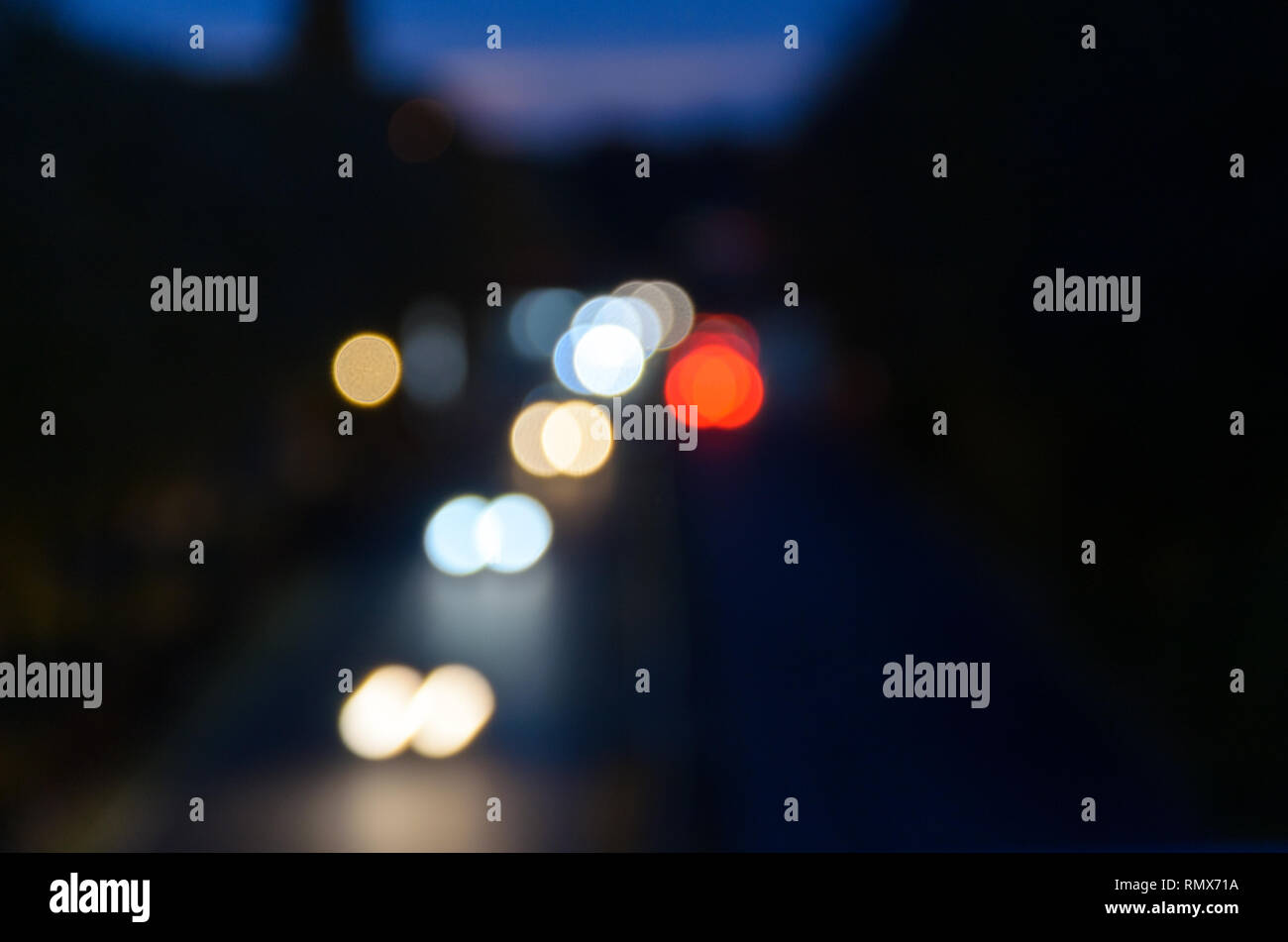 Car headlights at night hi-res stock photography and images - Alamy