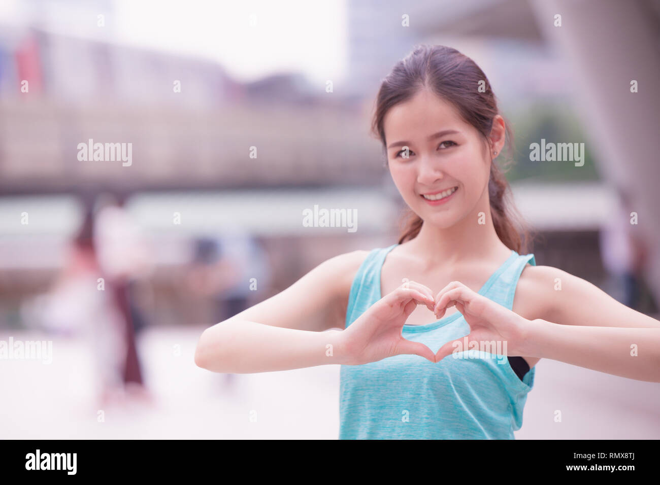 Smile Cute Asian Girl Teen Love Heart Hand Sign Pink Sweet Color Tone For Valentine S Day Stock Photo Alamy