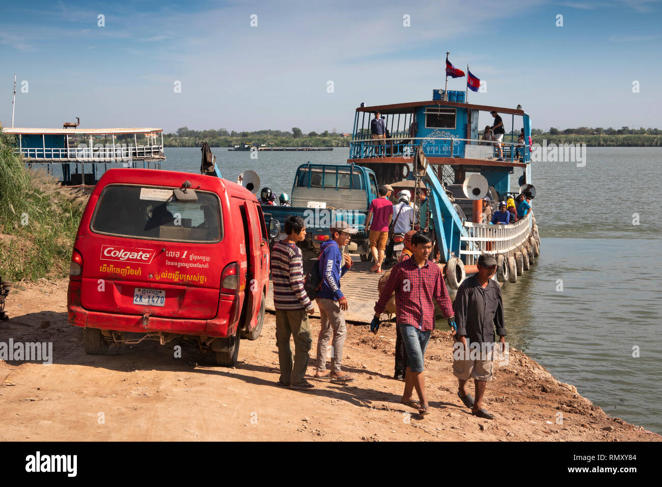 Cambodia, Phnom Penh, Prek Leap, Ferry Terminal, passengers and