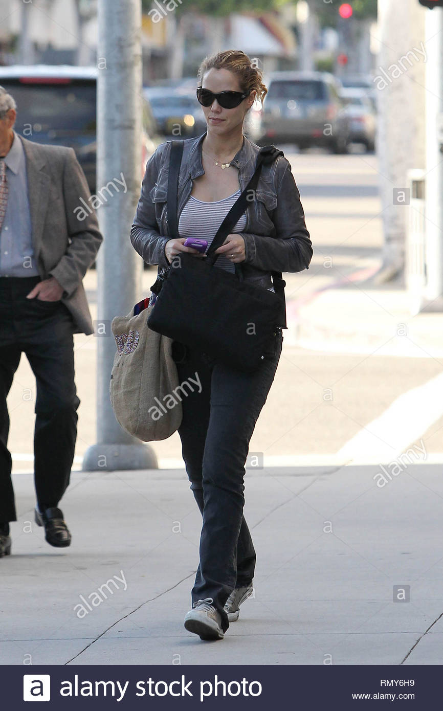 Elizabeth Bell (actress) pictures foto Elizabeth Bell (actress)