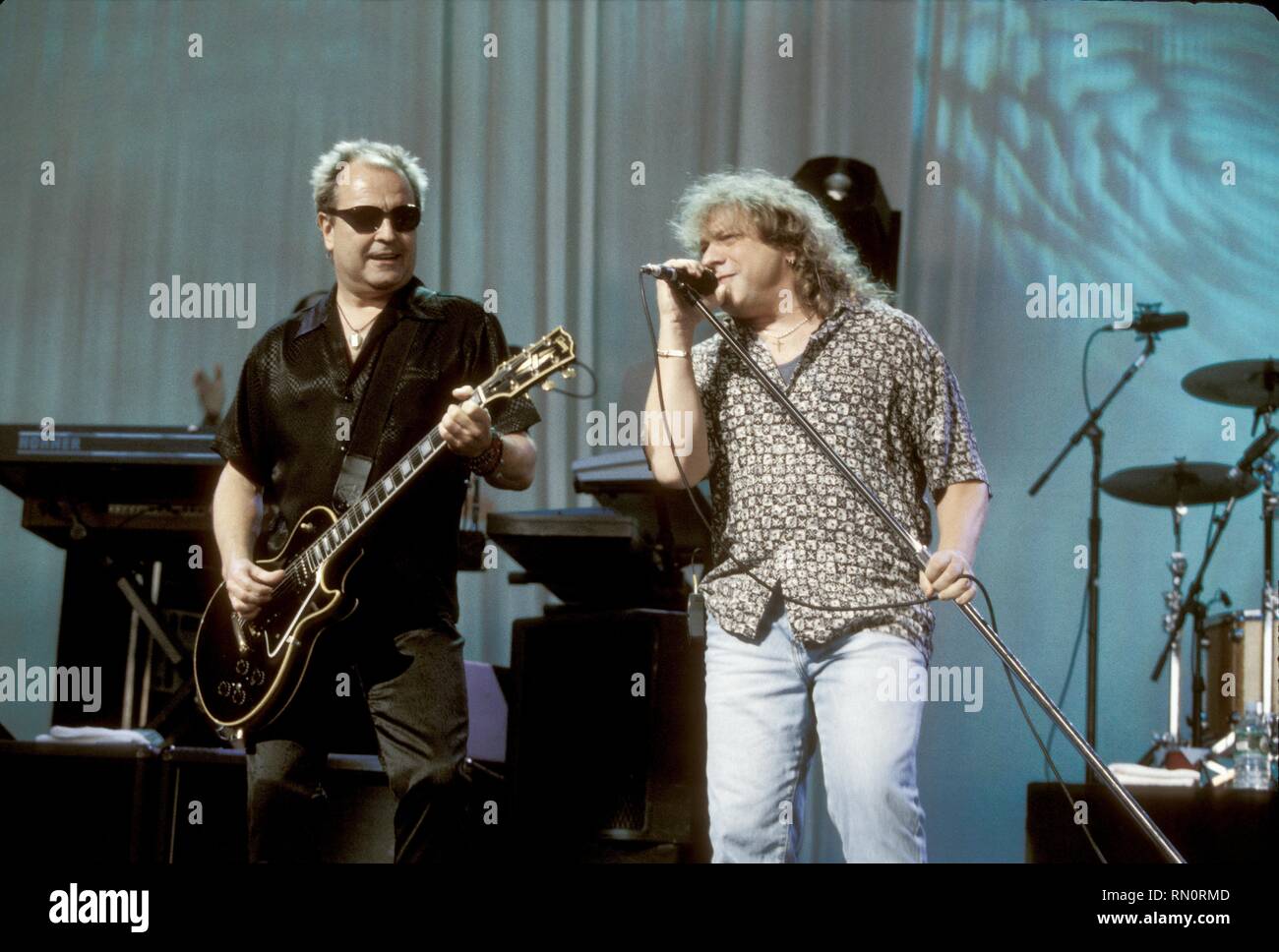 How Old Is The Lead Singer Of Foreigner? Lou Gramm’s Age Revealed Lou Gramm