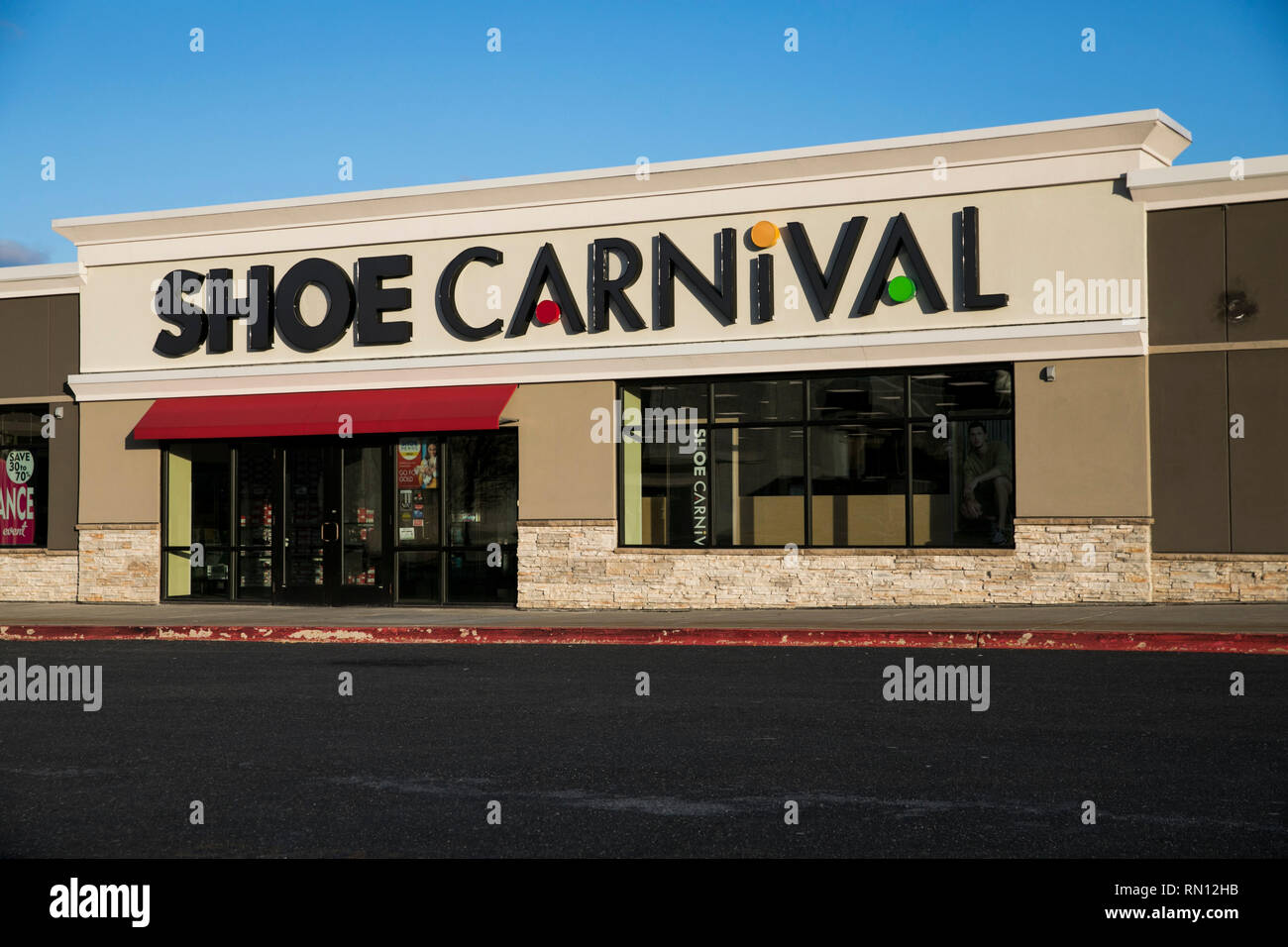 shoe carnival muncie