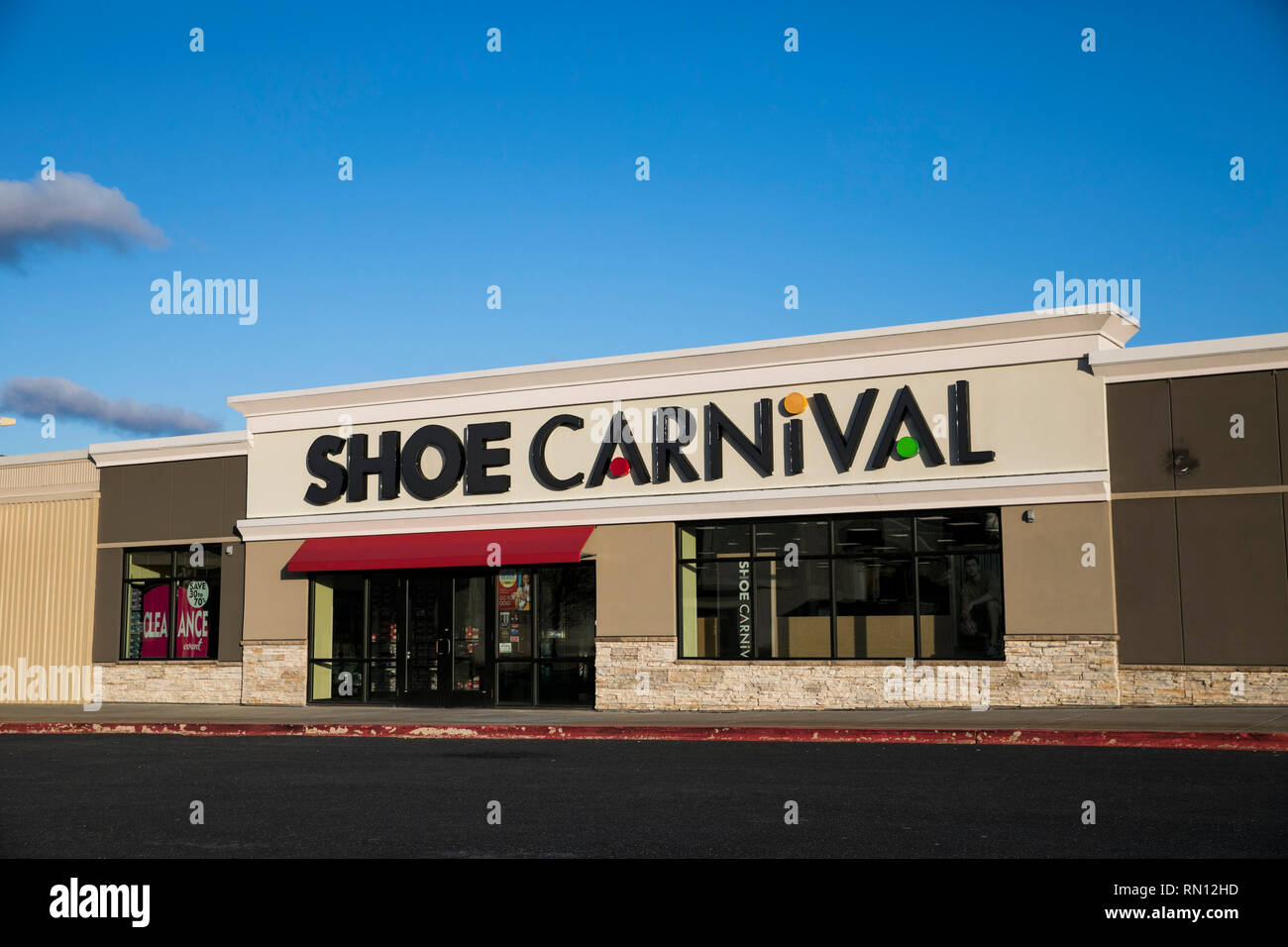 shoe carnival muncie