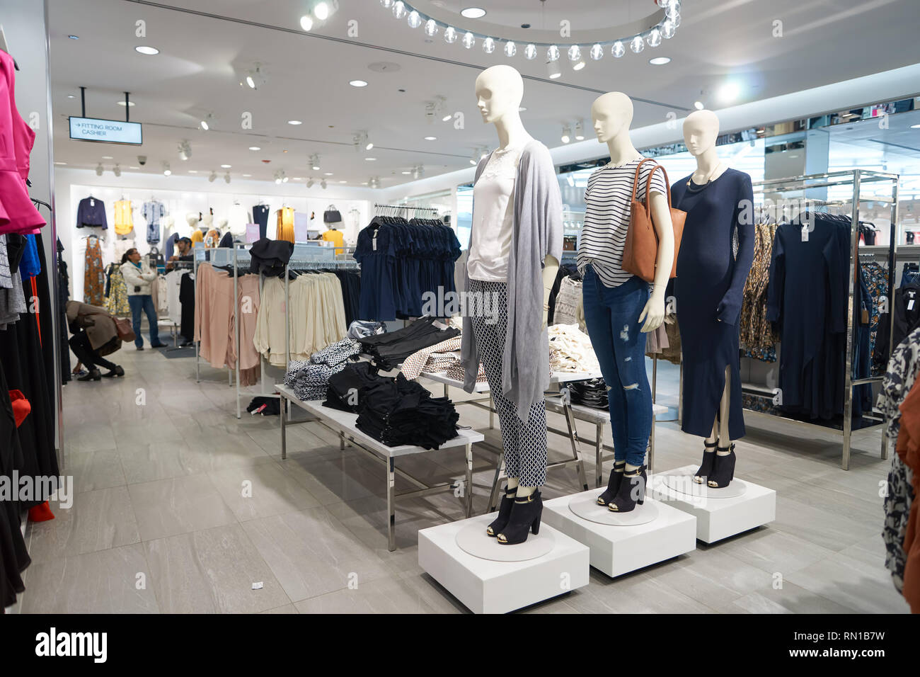 CHICAGO, IL - MARCH 24, 2016: inside of H&M store. H & M Hennes & Mauritz  AB is a Swedish multinational retail-clothing company, known for its  fast-fa Stock Photo - Alamy