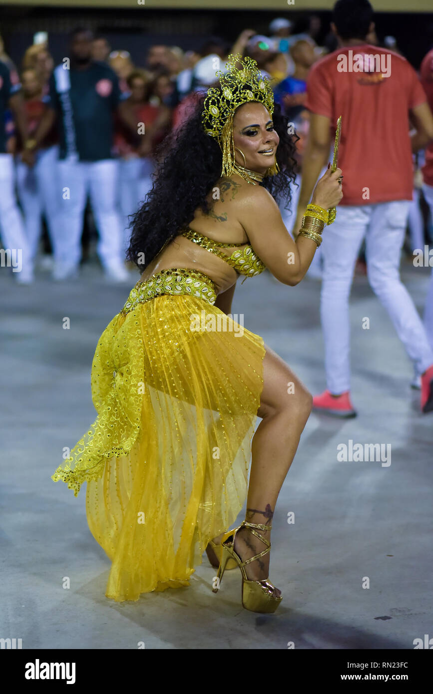 Rio De Janeiro Brazil 16th Feb 19 Carnival 19 Technical Essay Rj Viviane Araujo Queen Of Drums Of The School Of Samba Salgueiro Participates In The Technical Rehearsal At The Sambodromo