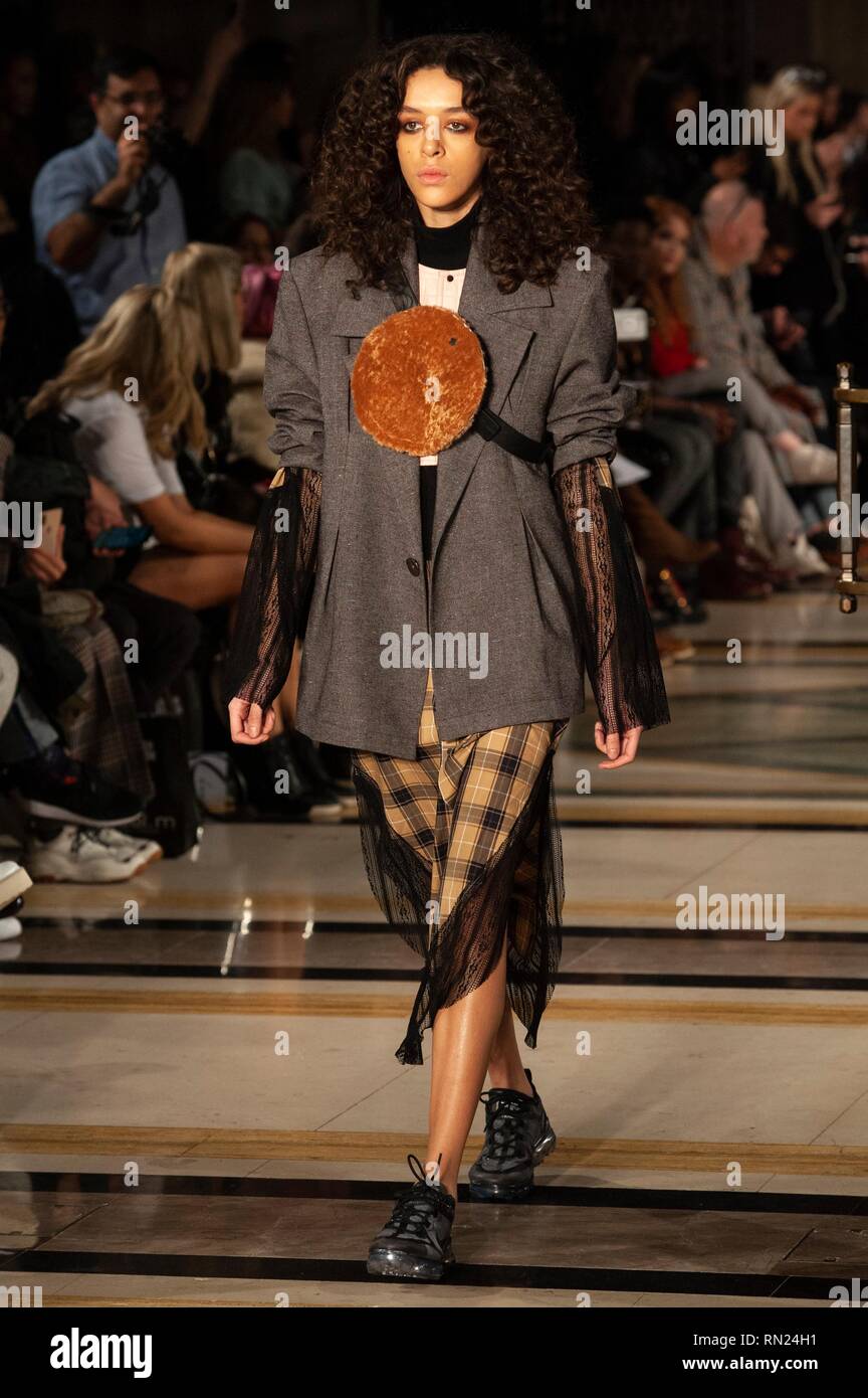 101 Ideas For fashion Mastering The Way Of fashion Is Not An Accident - It's An Art