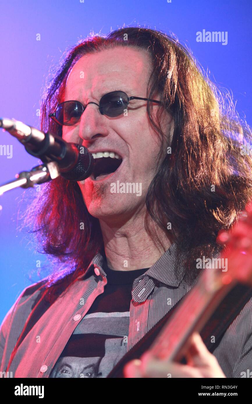 Geddy lee hires stock photography and images Alamy