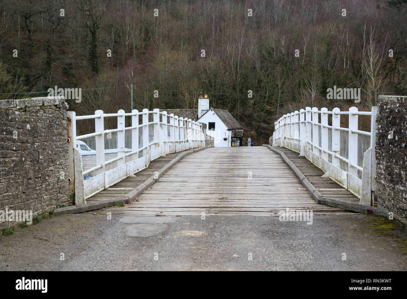 Whitney-on-Wye toll bridge, crossing the River Wye and linking Herefordshire, England and Powys, Wales. Stock Photo