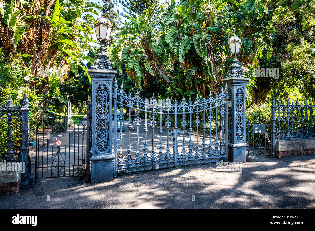 Entrance to the old botanic garden hi-res stock photography and images -  Alamy