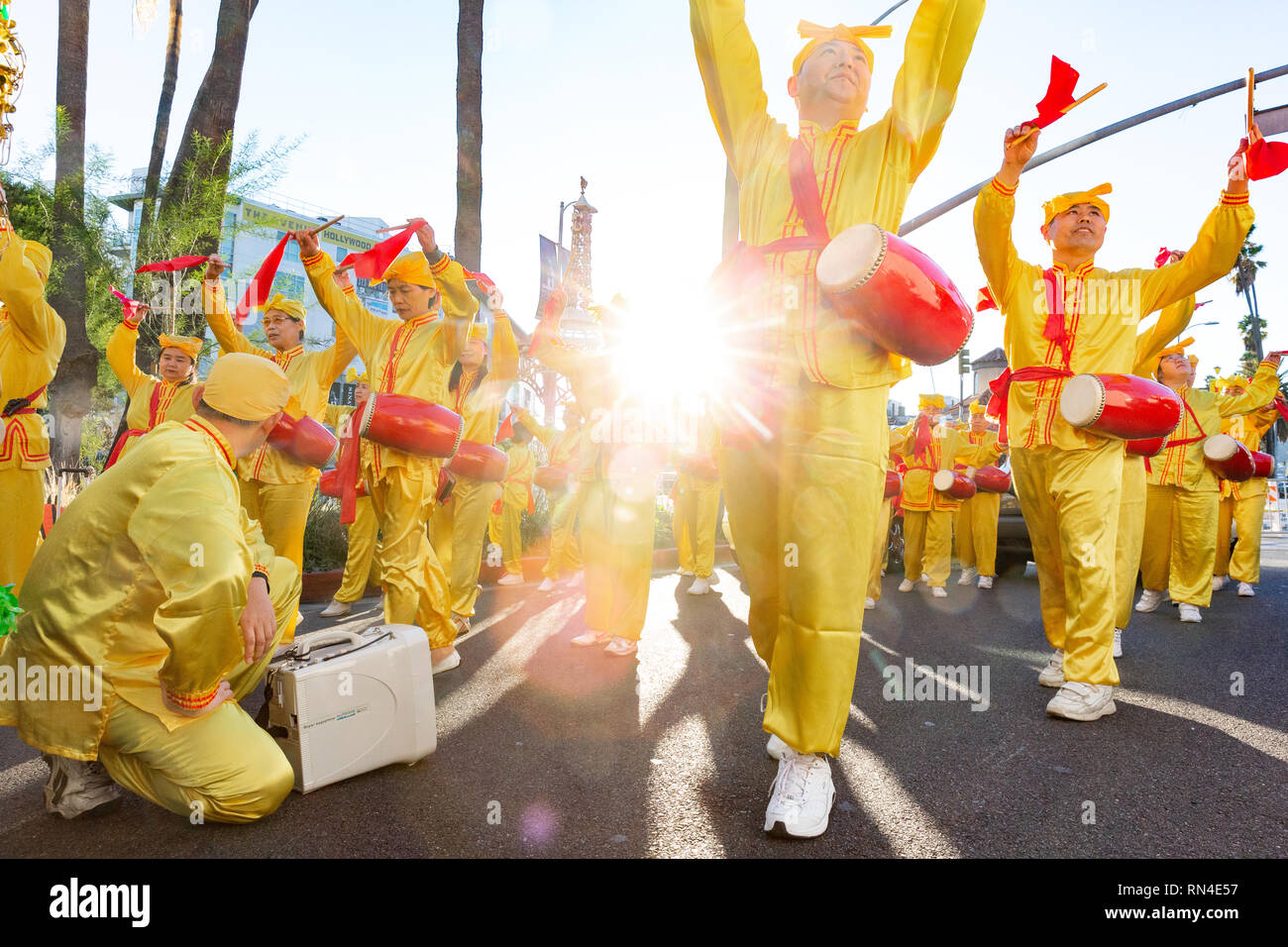 Yellow uniforms hi-res stock photography and images - Alamy
