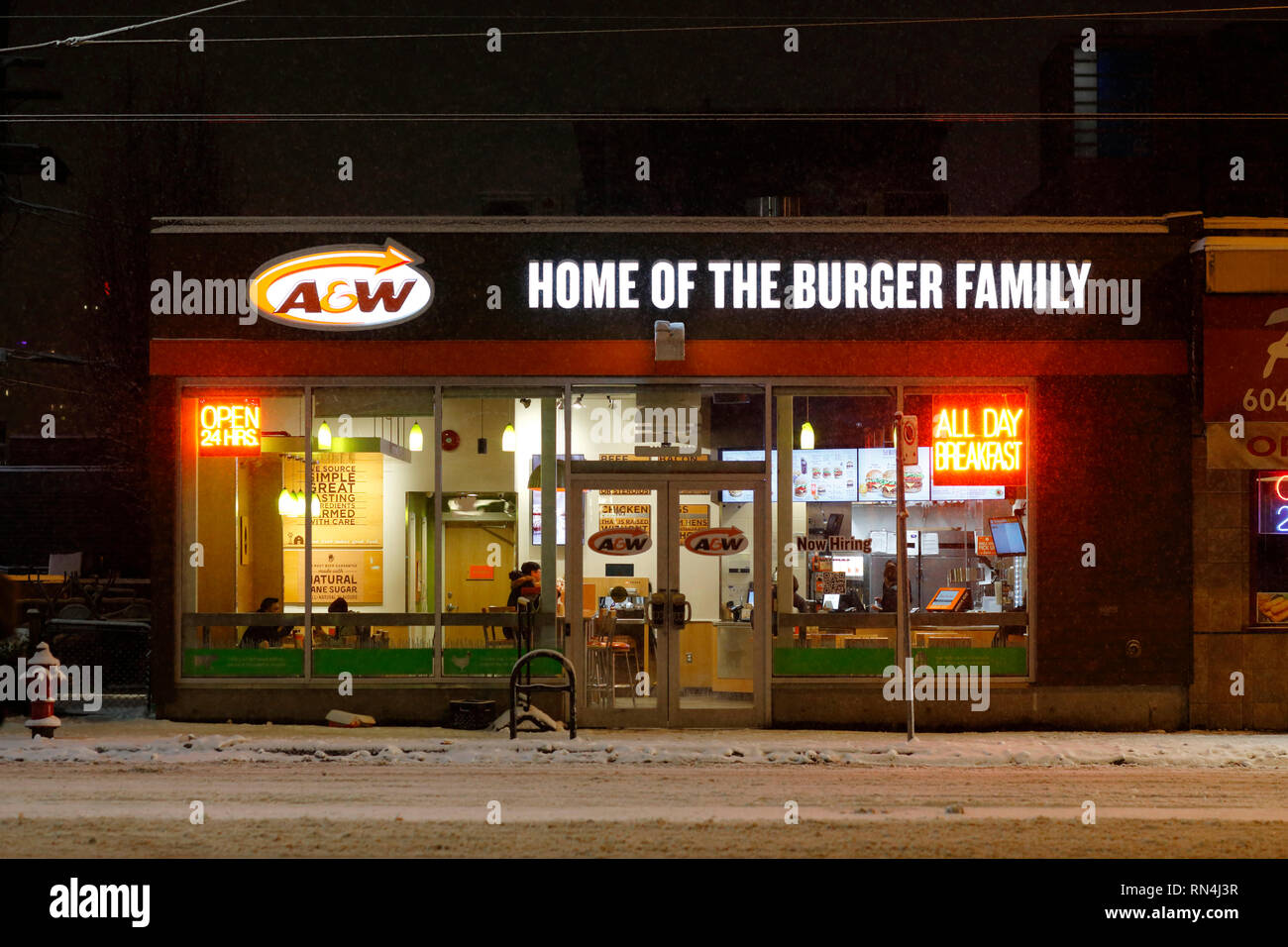 A&W Canada at night in the middle of a snow storm.  467 W Broadway, Vancouver, British Columbia, Canada Stock Photo