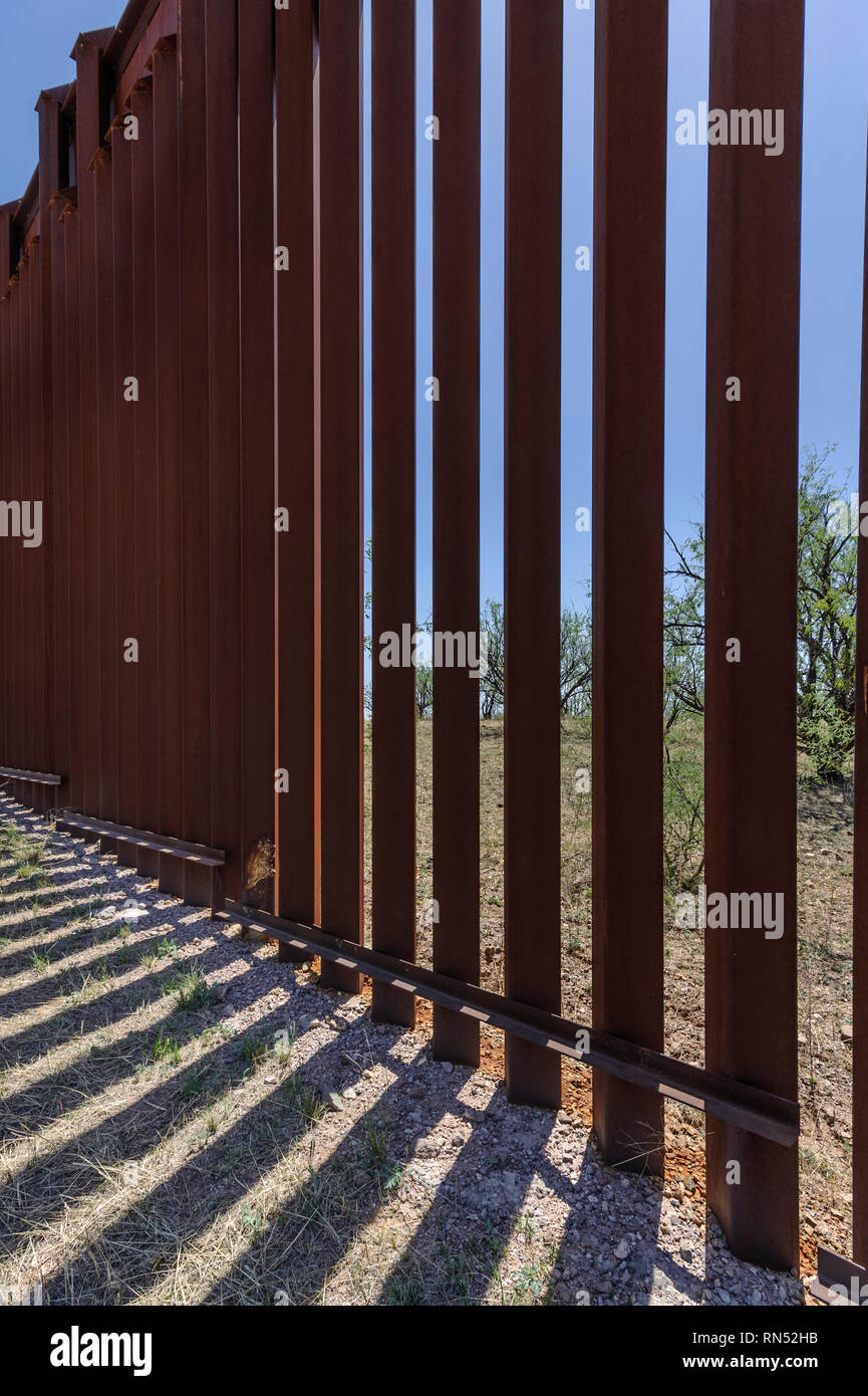 US border fence on Mexico boundary, tall bollard style pedestrian barrier, viewed from US side, east of Nogales Arizona, April 2018 Stock Photo