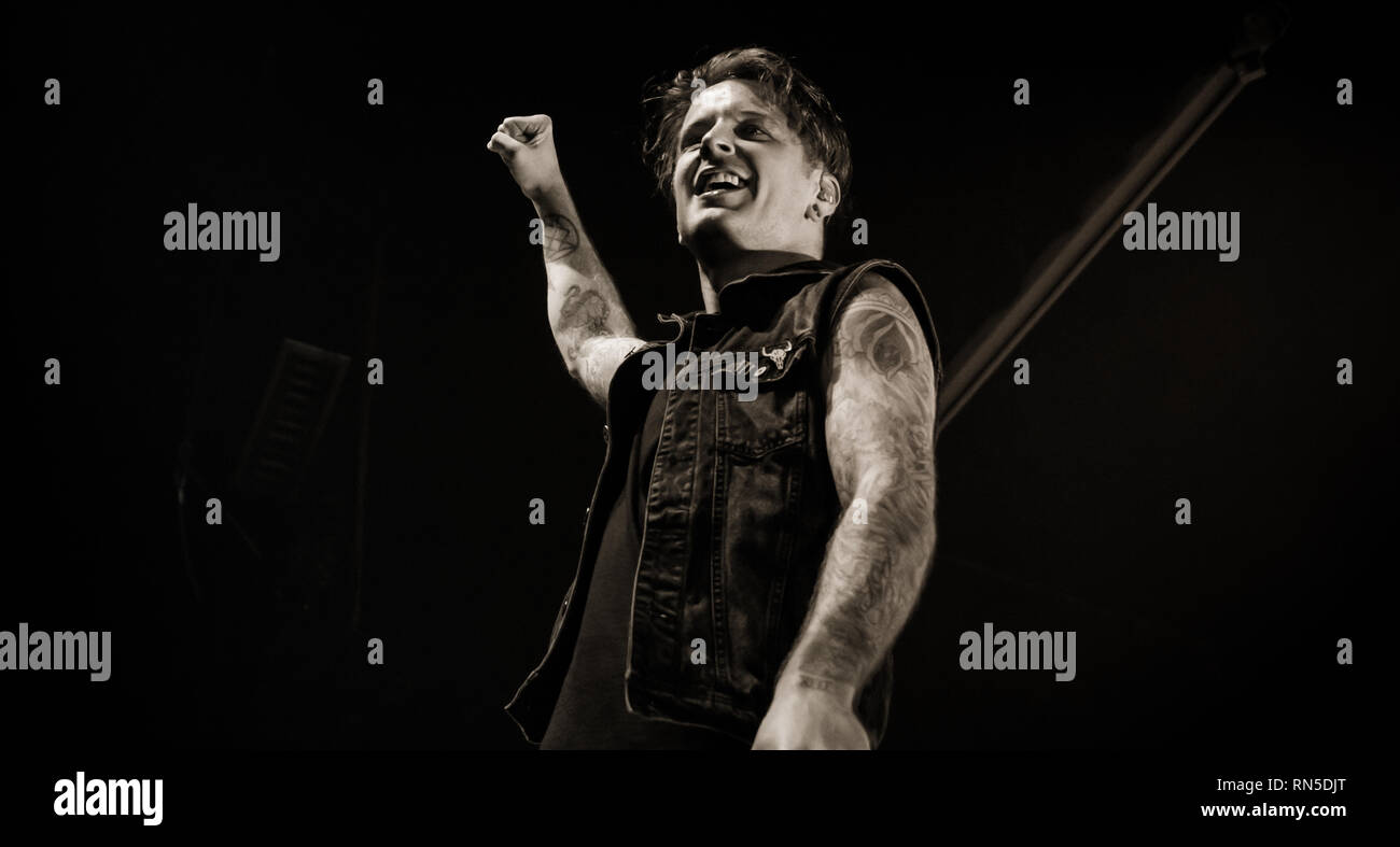Bury tomorrow singer hi-res stock photography and images - Alamy
