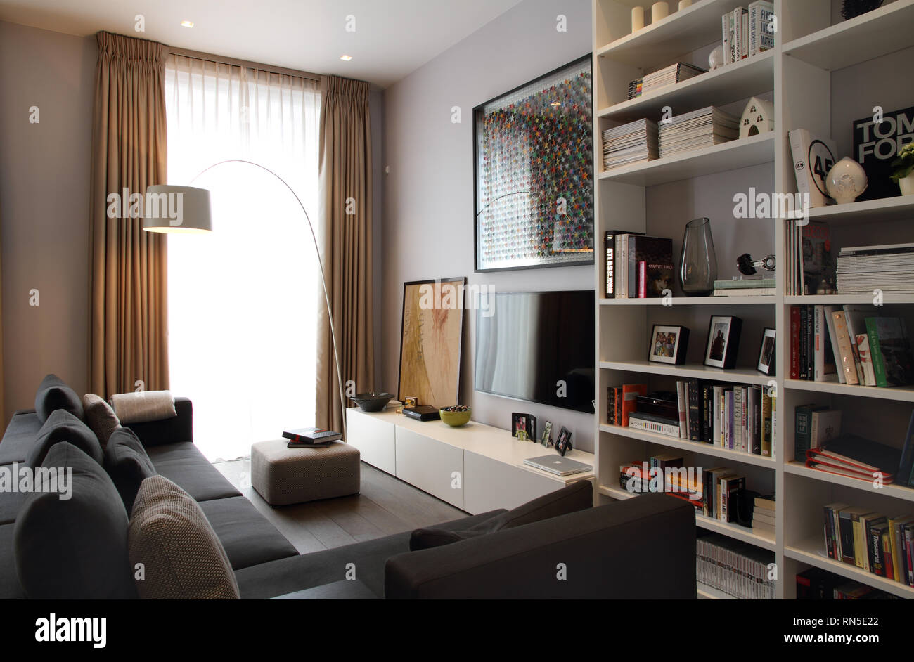 Sitting room tv hi-res stock photography and images - Alamy