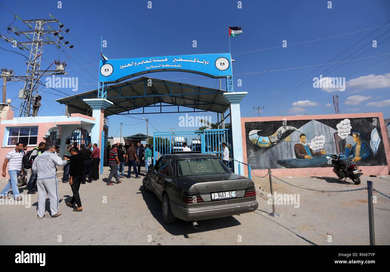 November 2, 2017 - Beit Hanun, Gaza Strip, Palestinian Territory - A file photo taken on November 1, 2017 shows employee of Palestinian Authority receive the Erez crossing, in the northern Gaza Strip . Gaza's Hamas rulers announced on Sunday their security forces are in full control of the Palestinian side of the Kerem Shalom and Erez crossings with Israel after the PA border employees have 'refused to cooperate'' with the new measures. In a statement, Gaza Interior Ministry spokesman Iyad al-Bozm says Hamas security forces are carrying out 'necessary security measures'' at the crossin Stock Photo