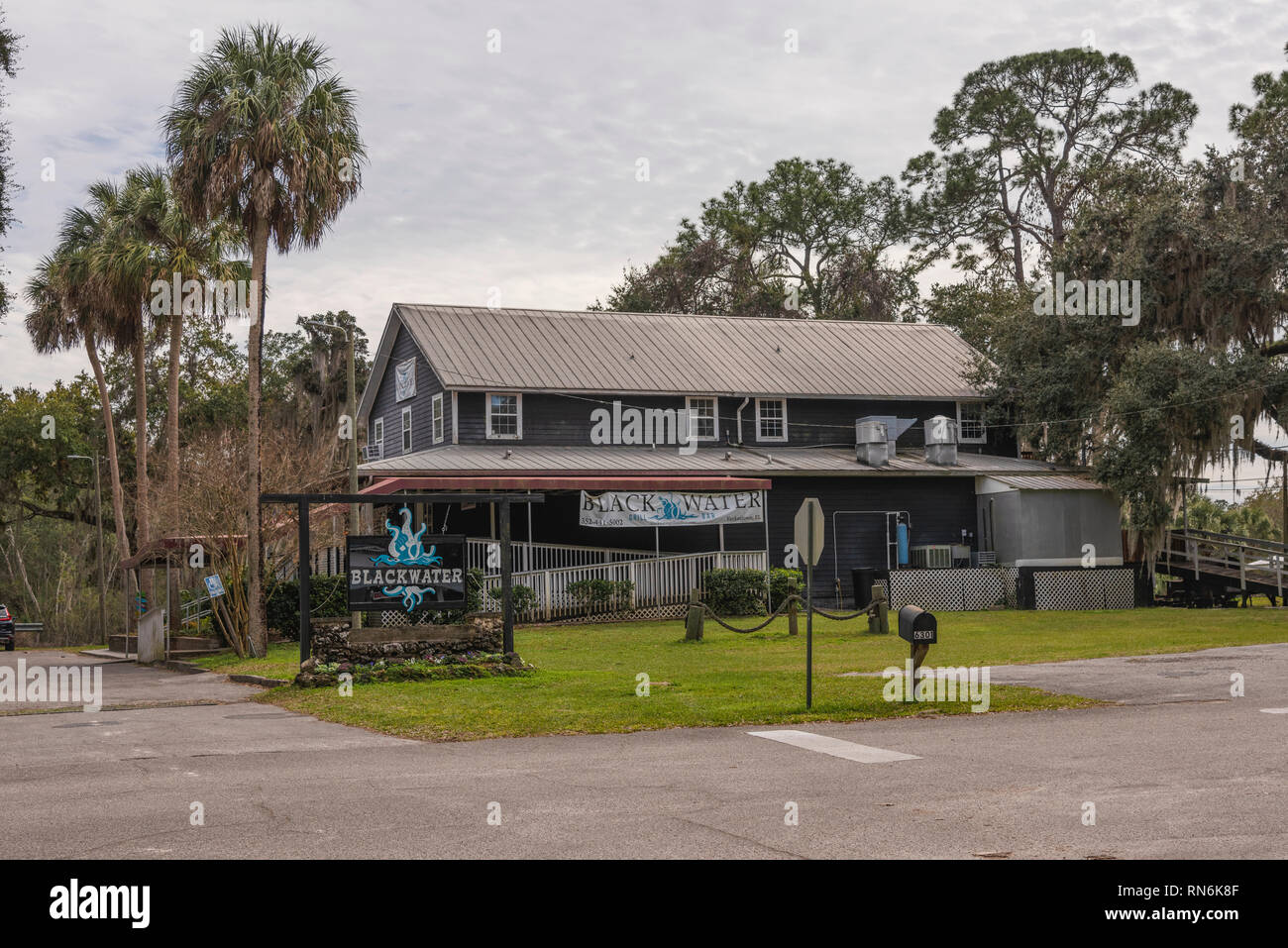 Blackwater Grill Bar Yankeetown, Florida USA Stock Photo Alamy