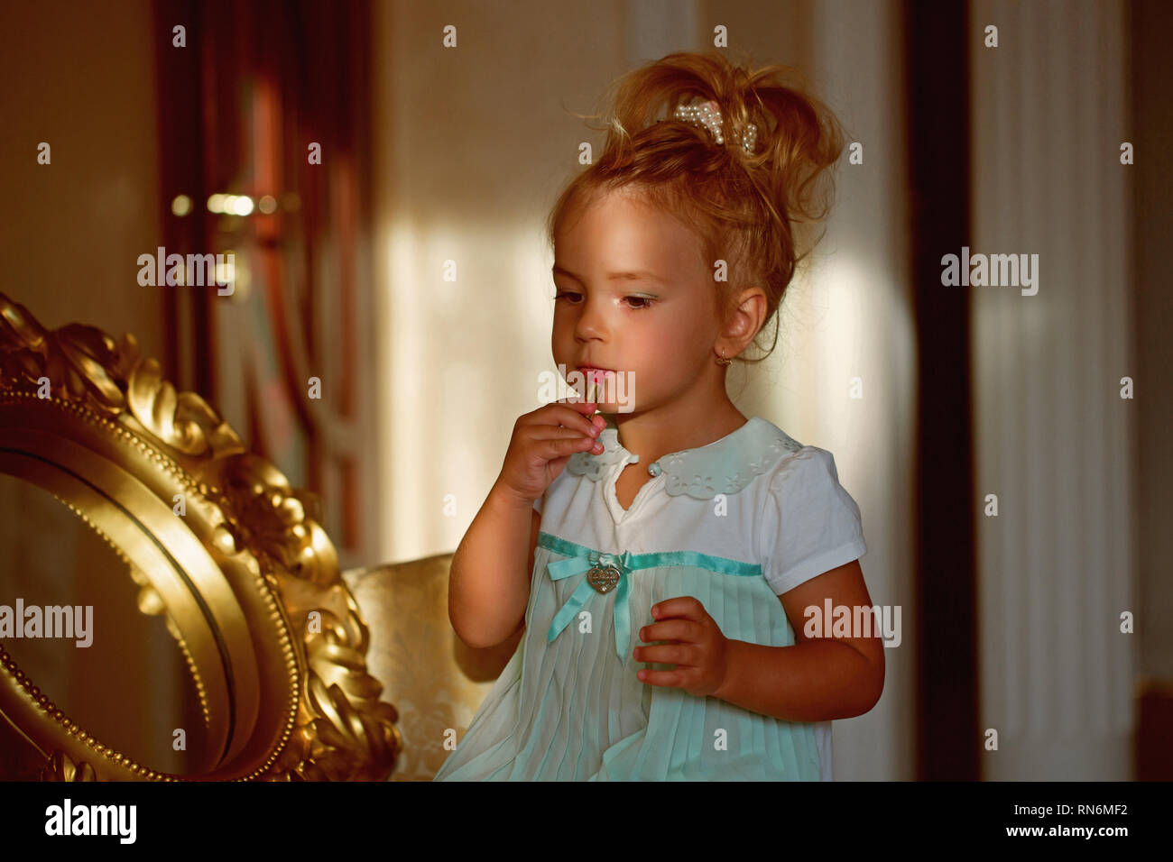 Little Girl Lips Stock Photos & Little Girl Lips Stock Images Alamy